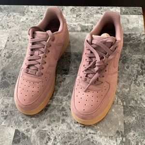 New w/o box  Nike Air Force 1 Size 8.5 women